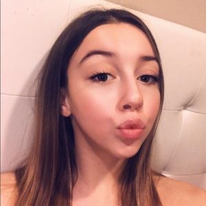 Meet your Posher, Jacqueline